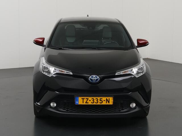 Toyota C-HR 1.8 Hybrid Adventure | Navigatie | Parkeercamera | Stoelverwarming | Keyless Go |