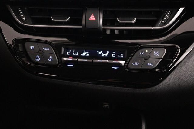 Toyota C-HR 1.8 Hybrid Dynamic | Apple Carplay/Android Auto | Trekhaak | Parkeersensoren | Navigatie |