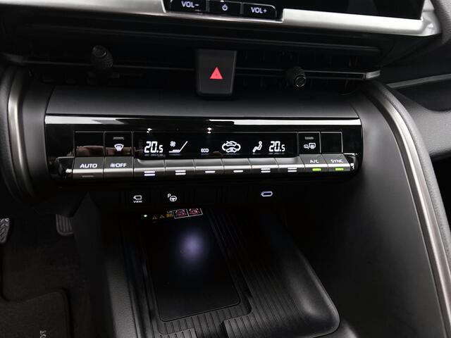 Toyota C-HR 1.8 Hybrid 140 First Edition | NL-Auto | 360° Camera | Stoelverwarming | Elek. Kofferklep |