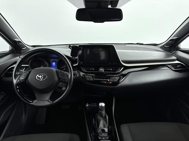 Toyota C-HR 1.8 Hybrid Style Navi | Stoelverwarming | Dodehoekdetectie | Parkeersensoren | Lichtmetalen Velgen |