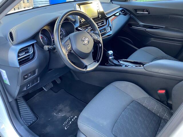 Toyota C-HR 1.8 Hybrid Dynamic / Trekhk / Navi.