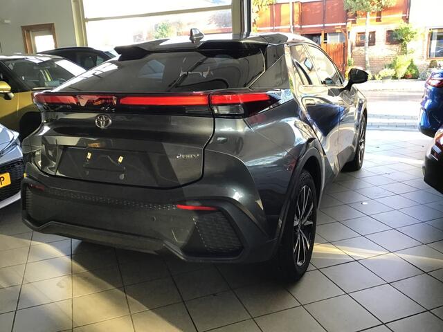 Toyota C-HR 1.8 Hybr style smart