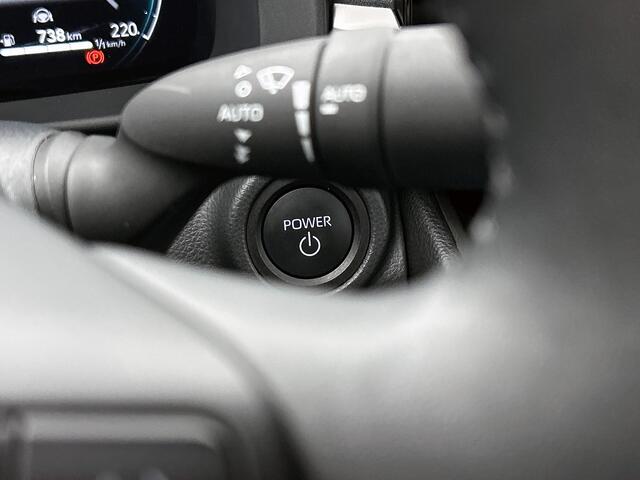 Toyota C-HR 1.8 Hybrid 140 First Edition | 1e Eigenaar | 360 Camera | LED | Groot Navigatiescherm | Elektrische Achterklep | Blindspot |