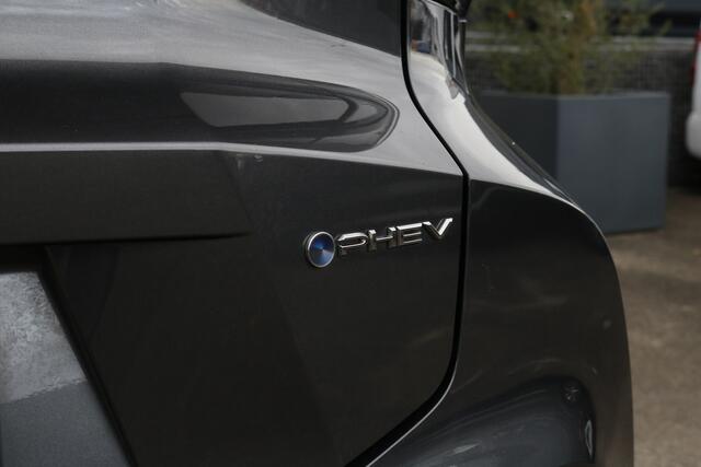 Toyota C-HR 2.0 Plug-in Hybrid 220 Dynamic