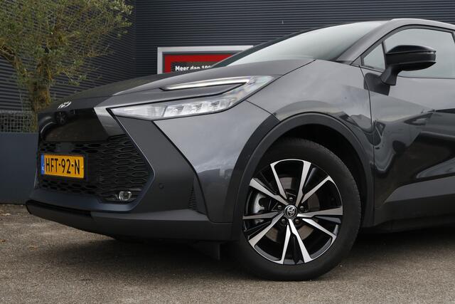 Toyota C-HR 2.0 Plug-in Hybrid 220 Dynamic