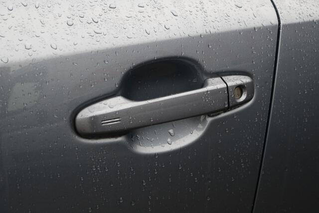 Toyota C-HR 1.8 Hybrid Style | Apple Carplay | 18 inch LM-velgen |