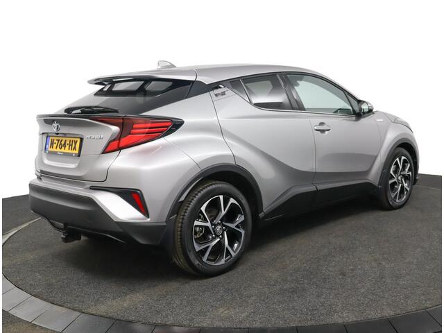Toyota C-HR 1.8 Hybrid Style | Adaptive Cruise Control | Navigatie | Dodehoekdetecie | JBL Audio | Trekhaak |