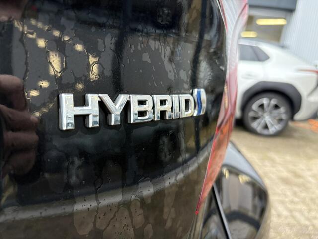 Toyota C-HR 1.8 Hybrid Business Plus