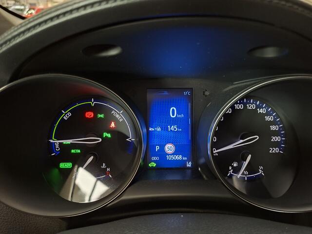 Toyota C-HR 1.8 Hybrid Style wpl planning 26-11, poetsen zelf en Mats foto's