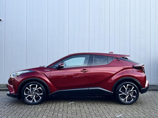 Toyota C-HR 1.8 Hybrid Executive Ultimate Dealer Onderhouden Stoel Stuur Verwarming