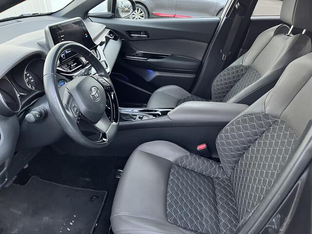 Toyota C-HR 1.8 Hybrid 140 Executive Parkeersensoren Stoelverwarming Carplay