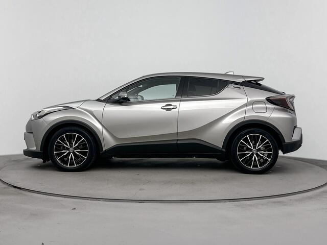 Toyota C-HR 1.8 Hybrid Executive Leseman aangemeld 11-11 vanuit handelaar
