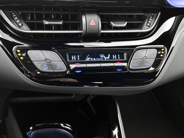 Toyota C-HR 2.0 Hybrid Bi-Tone