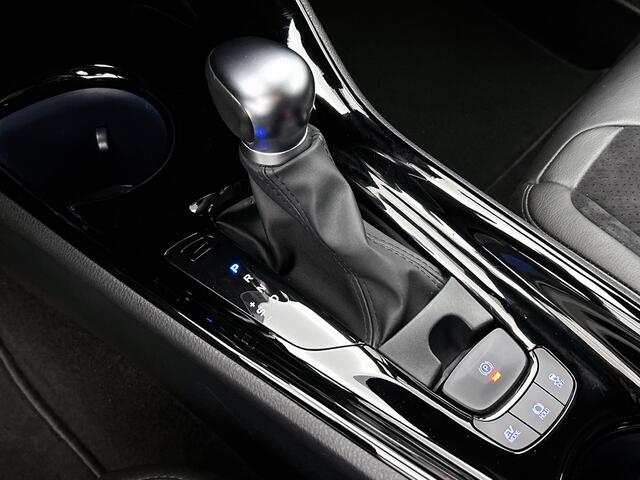 Toyota C-HR 2.0 Hybrid Bi-Tone