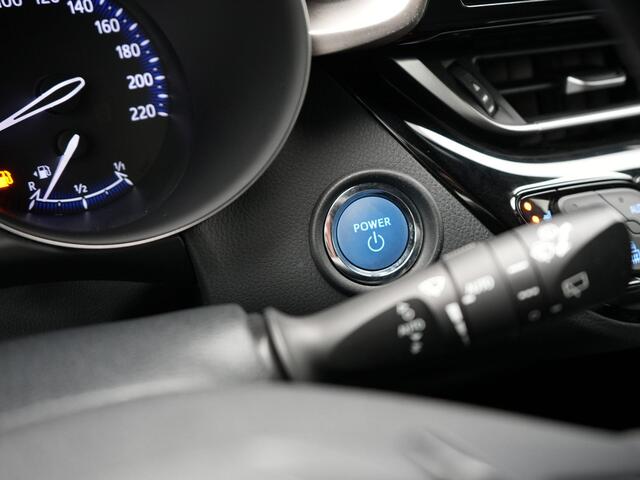 Toyota C-HR 1.8 Hybrid Style Ultimate Binnen 27-11-2025