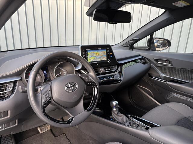 Toyota C-HR 1.8 Hybrid First Edition | JBL | LED koplampen | BSM | Navi | PDC V&A | Prijs Rijklaar!!