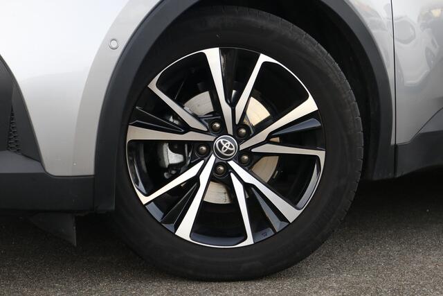 Toyota C-HR 1.8 Hybrid 140 First Edition | Apple Carplay | Toyota Safety Sense | Achteruitrijcamera |