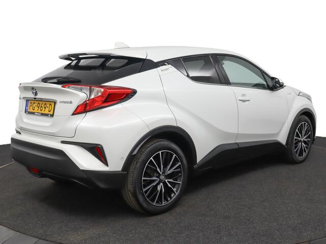Toyota C-HR 1.8 Hybrid Executive | Adaptive Cruise Control | Navigatie | Achteruitrijcamera | Stoelverwarming |