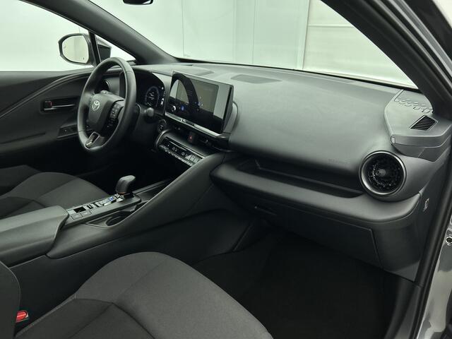 Toyota C-HR 1.8 Hybrid 140 Dynamic | navigatie | Applecarplay | getinte ramen |
