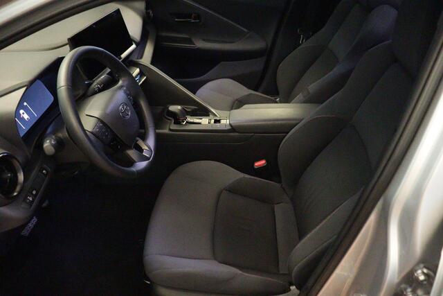 Toyota C-HR 1.8 Hybrid 140 Dynamic | NAVI | CLIMA | CAMERA + PDC | ADAP CRUISE | LANE-ASSIST / WARNING |