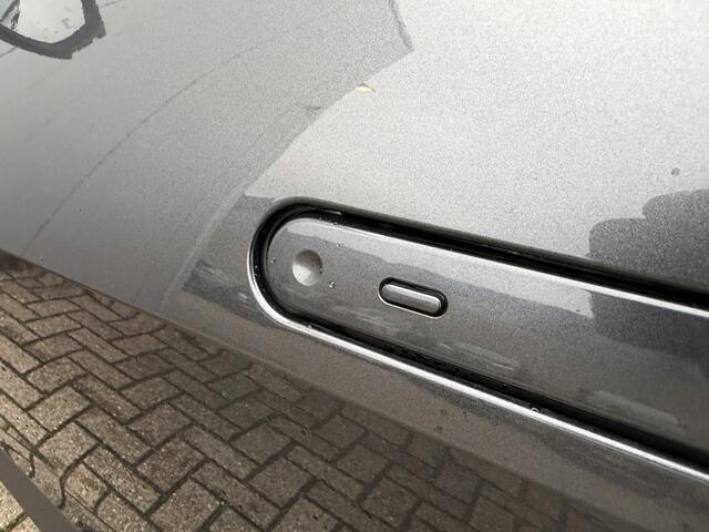 Toyota C-HR 1.8 Hybrid 140 First Edition Limited PDC Stoel Stuur Verwarming BSM