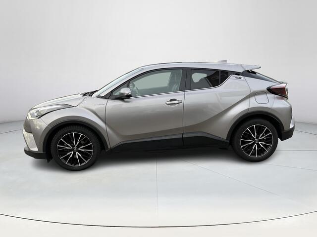 Toyota C-HR 1.8 Hybrid Executive | Stoelverwarming | Navigatie | 18 inch LM-velgen | Bluetooth |