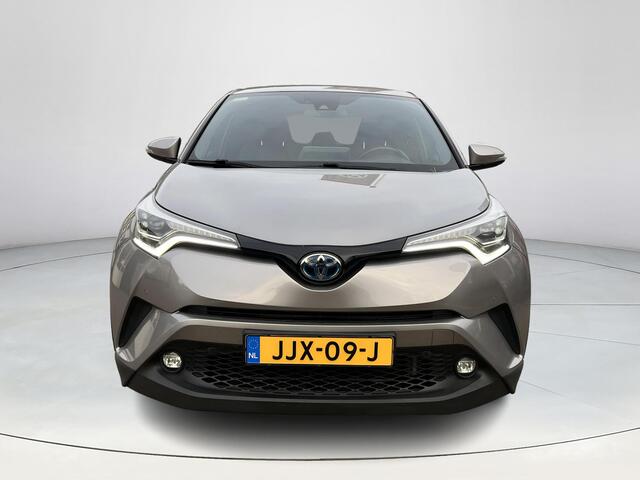 Toyota C-HR 1.8 Hybrid Executive | Stoelverwarming | Navigatie | 18 inch LM-velgen | Bluetooth |