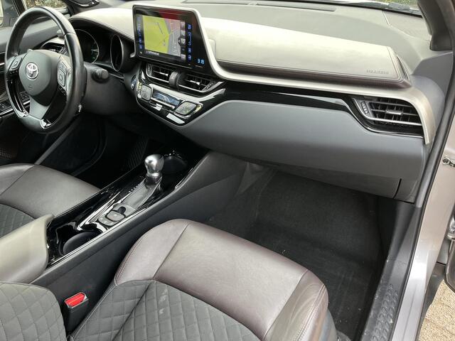 Toyota C-HR 1.8 Hybrid Executive | Stoelverwarming | Navigatie | 18 inch LM-velgen | Bluetooth |