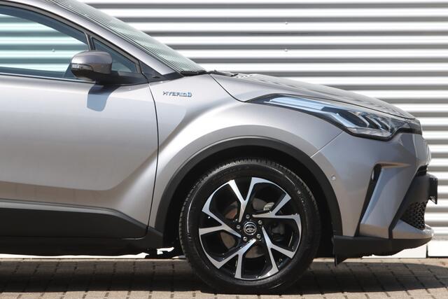 Toyota C-HR 2.0 Hybrid Dynamic Safety+ Winter pakket / Carplay
