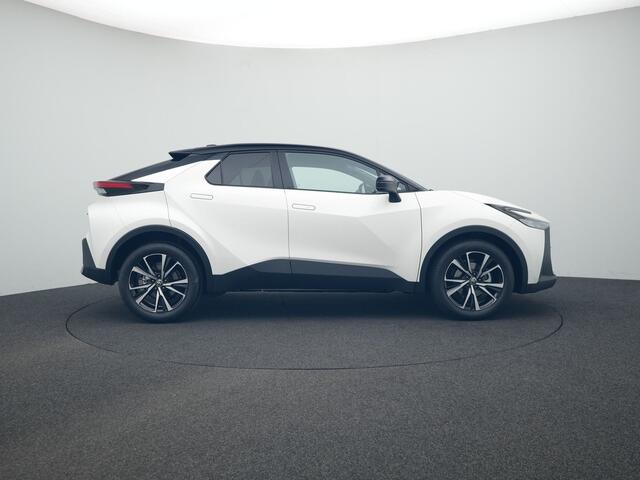 Toyota C-HR 1.8 Hybrid 140 Dynamic Eindejaarsactie | 3500 euro korting!