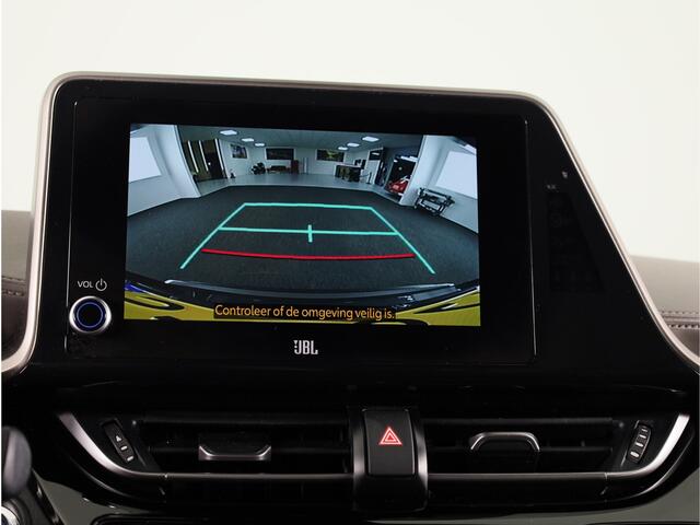 Toyota C-HR 2.0 Hybrid Executive | Half lederen bekleding | JBL Premium Audio | Apple Carplay -/ Android Auto |
