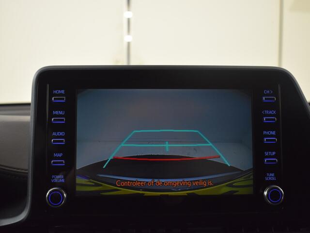 Toyota C-HR 2.0 Hybrid Dynamic | BSM | All Season | Carplay