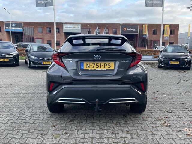 Toyota C-HR 2.0 Hybrid Style Luxury
