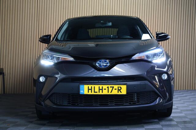 Toyota C-HR 1.8 Hybrid Apple Carplay Navigatie Cruise '020 ,stoel+stuur verw.
