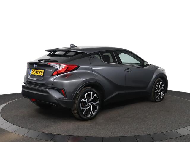 Toyota C-HR 1.8 Hybrid Style | Navigatie | Stoelverwarming | Stuurverwarming |