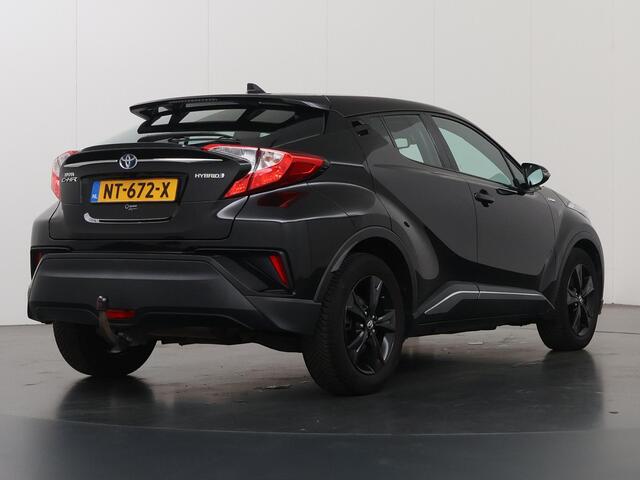 Toyota C-HR 1.8 Hybrid Dynamic | Trekhaak | Navigatie | Parkeercamera | Climate Control | Keyless Go |