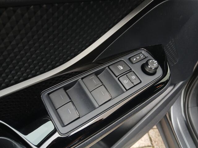 Toyota C-HR 2.0 Hybrid Style