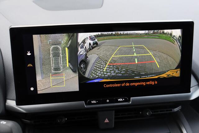 Toyota C-HR 1.8 Hybrid 140 First Edition, 360 Camera, Apple Carplay / Android Auto, Parkeercamera, Draadloze telefoonoplader, BSM!