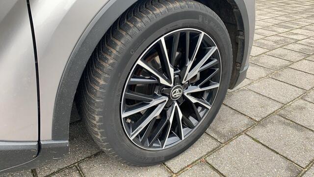 Toyota C-HR 1.8 Hybrid Dynamic VERWACHT!