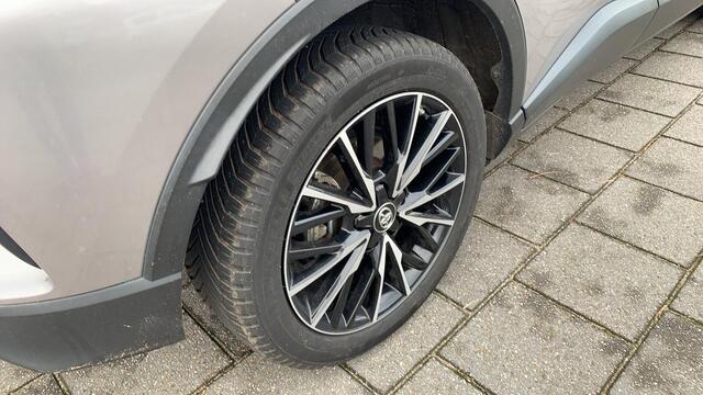 Toyota C-HR 1.8 Hybrid Dynamic VERWACHT!