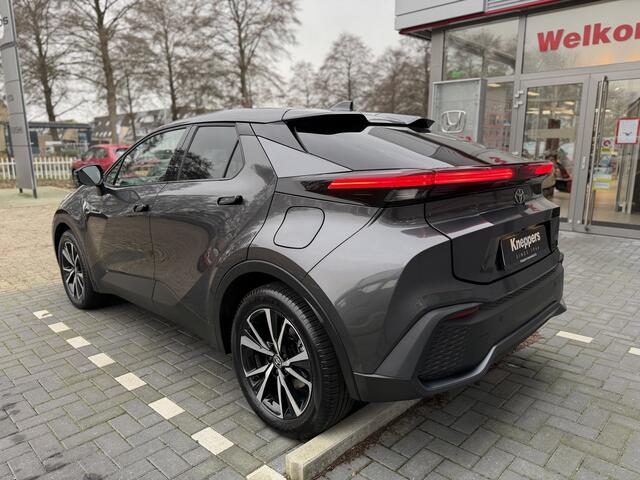 Toyota C-HR 2.0 Plug-in Hybrid 220 Dynamic Dodehoekdetectie, Navigatie, Parkeersensoren V + A , All-in Rijklaarprijs