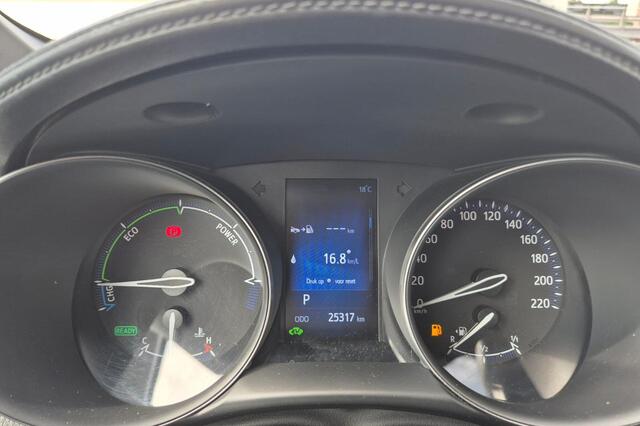 Toyota C-HR 1.8 Hybrid Style Keyless, adaptieve cruise control, achteruitrij camera, lage KM stand, automaat