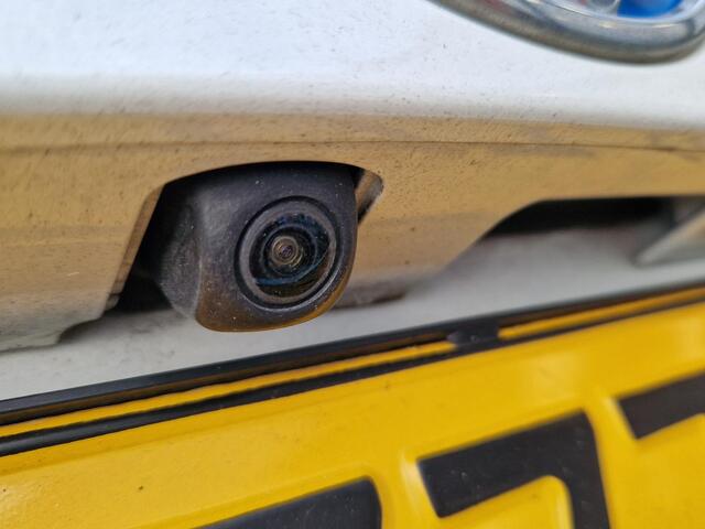 Toyota C-HR 2.0 Hybrid Dynamic