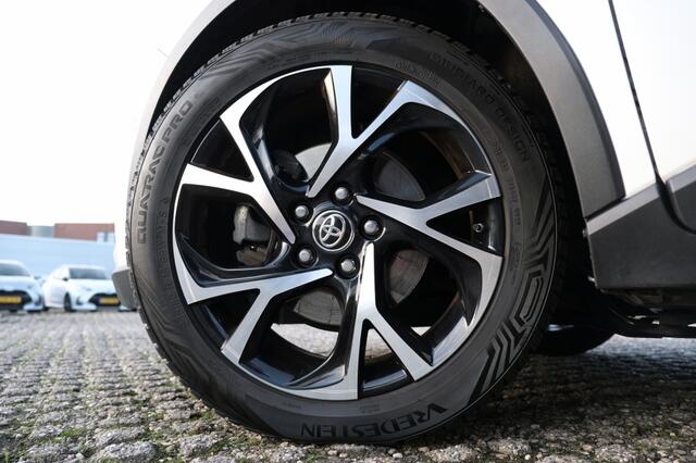 Toyota C-HR 2.0 Hybrid Executive Automaat | JBL Premium audio | Parkeersenso
