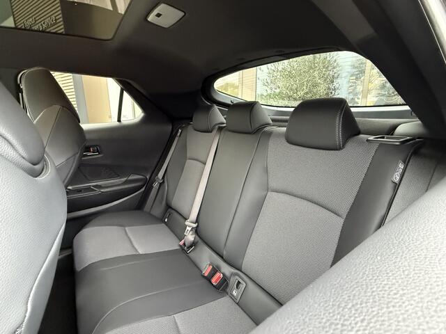 Toyota C-HR 1.8 Hybrid 140 Executive | VOORRAAD | Exec. Plus Pack