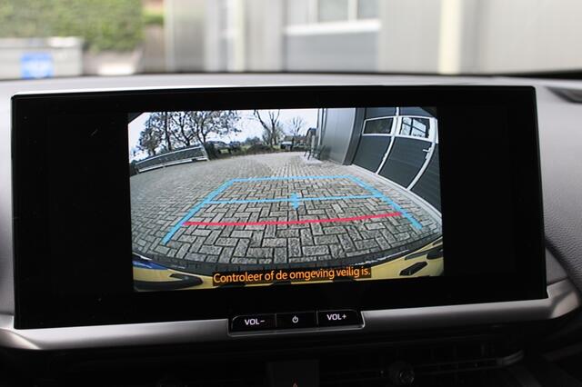 Toyota C-HR 2.0 220 Hybrid Plug-In First Edition / BSM / PDC / Stoelverwarm