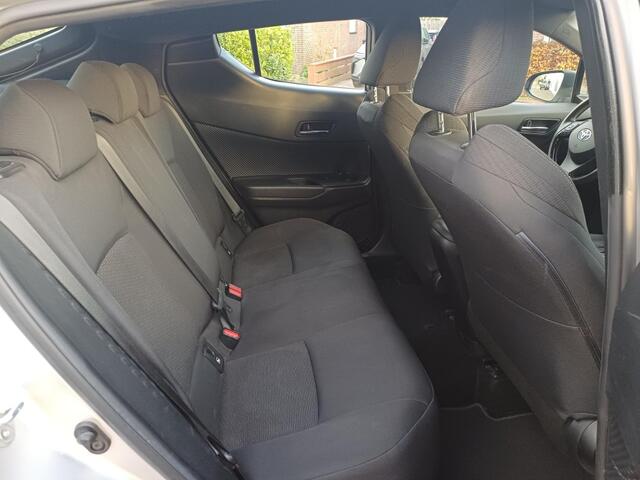 Toyota C-HR 1.2 Dynamic