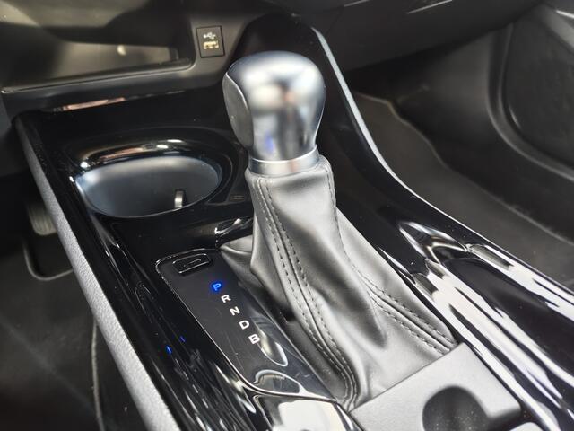 Toyota C-HR 1.8 Hybrid Style | Trekhaak Afneembaar | Sensoren v/a | Stoelver