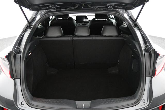 Toyota C-HR 1.8 Hybrid Style | Lederen bekleding | Stoelverwarming | Navigatie | Dodehoek herkenning |