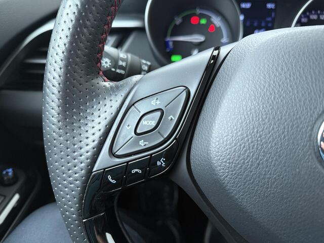 Toyota C-HR 2.0 Hybrid GR-Sport | 152 PK | Automaat | 19" LM velgen | GR Sport | LED verlichting | JBL premium audio | Voorstoelen verwarmd |